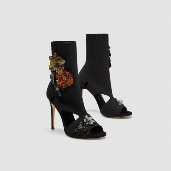 Zara Black Ankle Boots with Floral Embellishments - Picture 2 of 3